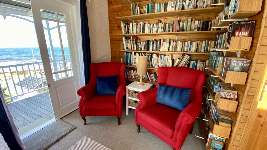 To Let 4 Bedroom Property for Rent in Glencairn Western Cape